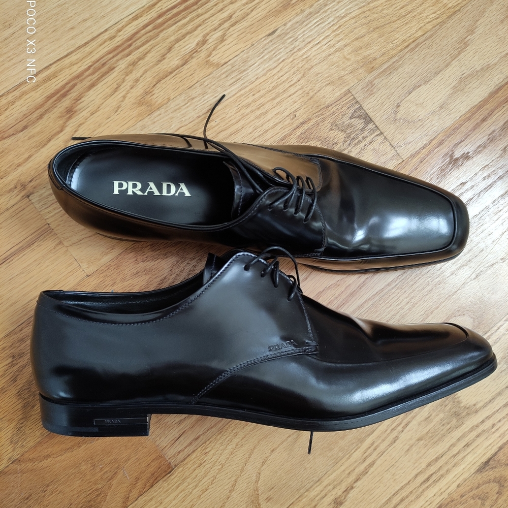 Prada Brushed Spazzolato Leather oxford m12